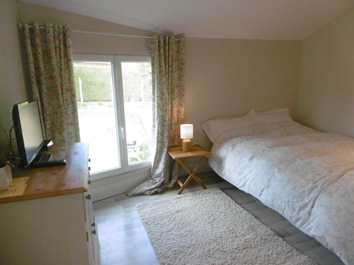 Le Chat Qui Peche B&B Chateauneuf-la-Foret Экстерьер фото